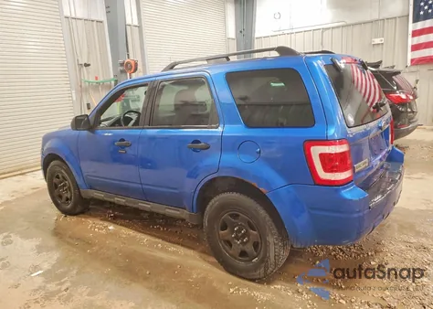 2011 Ford Escape Xlt from USA, damaged, VIN 1FMCU9D73BKA64176